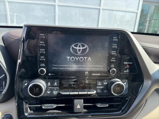 used 2020 Toyota Highlander car, priced at $29,900