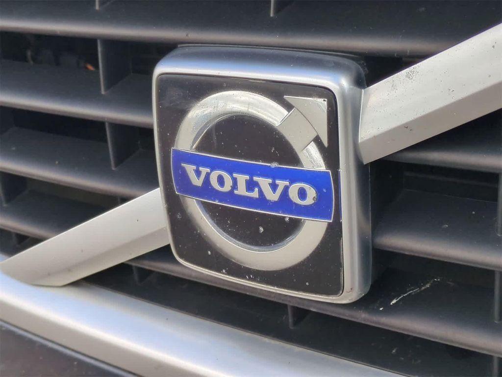 used 2009 Volvo S40 car, priced at $5,999