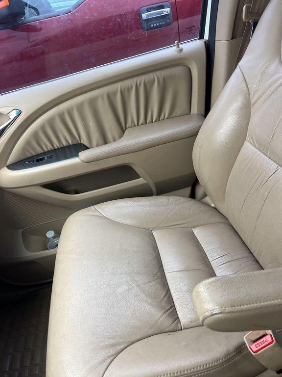 used 2007 Honda Odyssey car, priced at $3,000