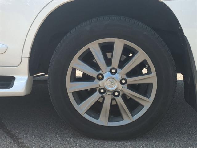 used 2011 Lexus LX 570 car, priced at $20,999