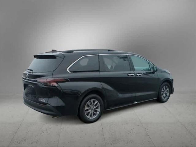 used 2024 Toyota Sienna car, priced at $43,592