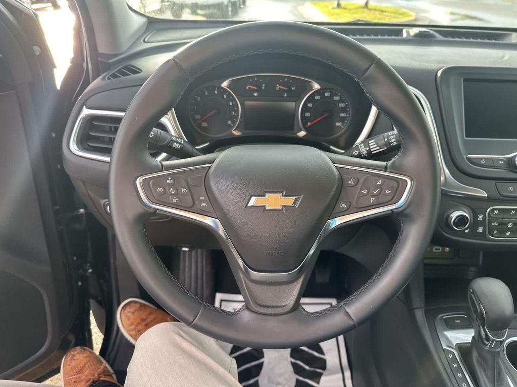 used 2024 Chevrolet Equinox car, priced at $22,999
