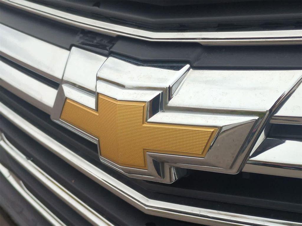 used 2024 Chevrolet Equinox car, priced at $22,299