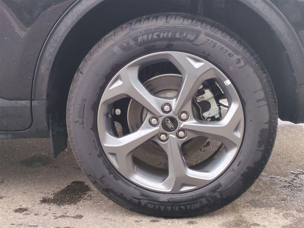 used 2025 Ford Escape car, priced at $28,999