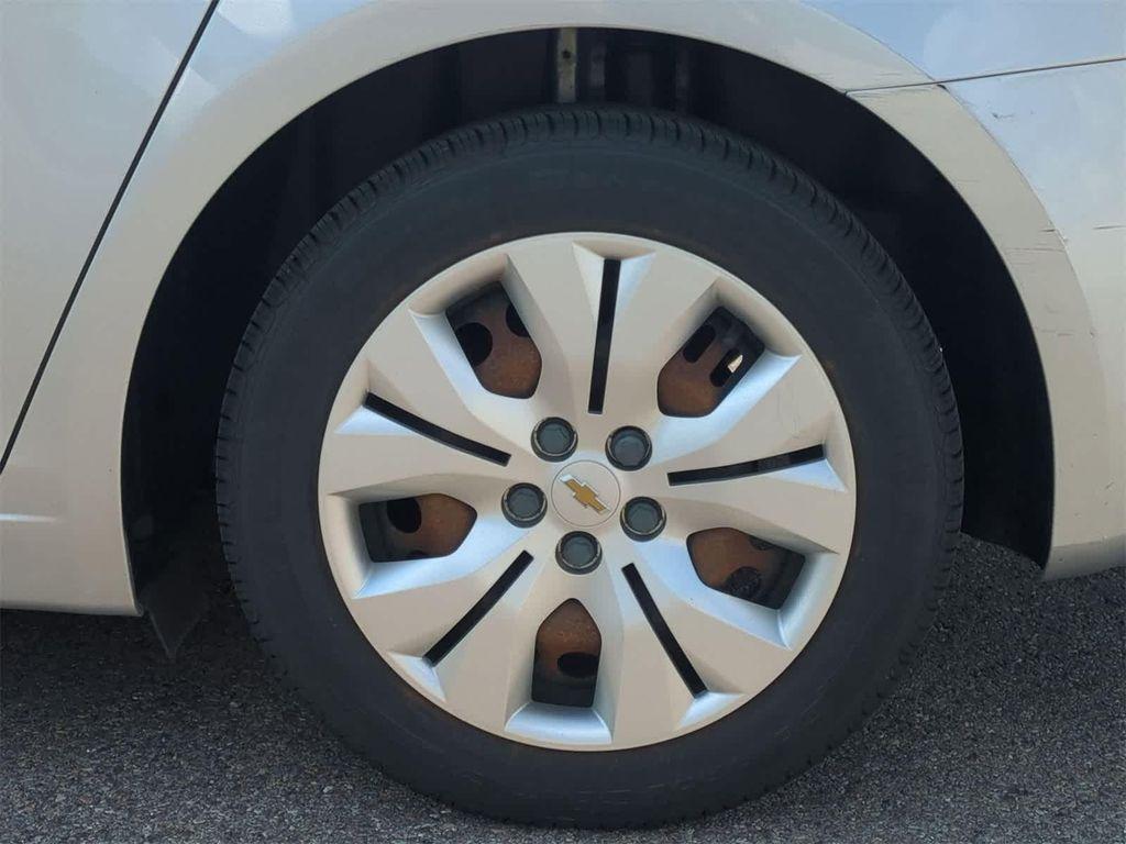used 2016 Chevrolet Cruze Limited car, priced at $5,999