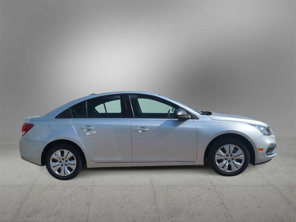 used 2016 Chevrolet Cruze Limited car, priced at $5,999