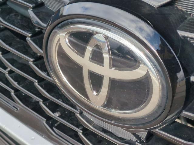 used 2021 Toyota Highlander car, priced at $31,977