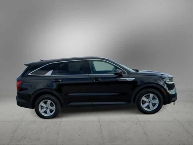 used 2022 Kia Sorento car, priced at $21,495