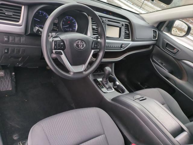 used 2019 Toyota Highlander car, priced at $20,995