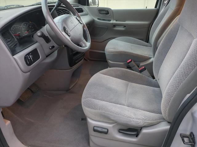 used 2000 Ford Windstar car, priced at $2,995