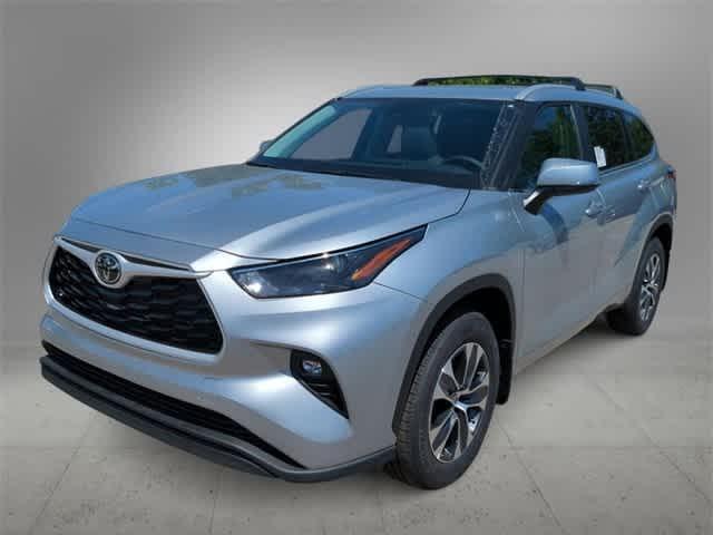 new 2024 Toyota Highlander car, priced at $44,998