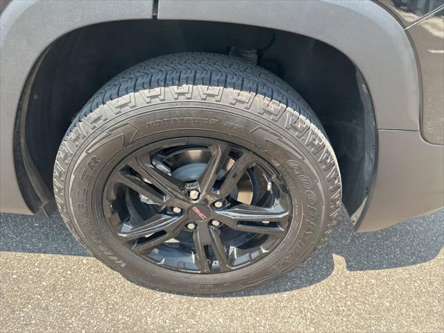 used 2023 GMC Terrain car, priced at $25,386