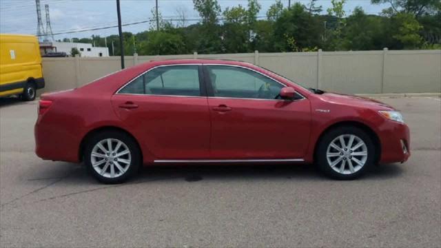 used 2014 Toyota Camry Hybrid car, priced at $12,999