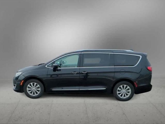 used 2018 Chrysler Pacifica car, priced at $14,750