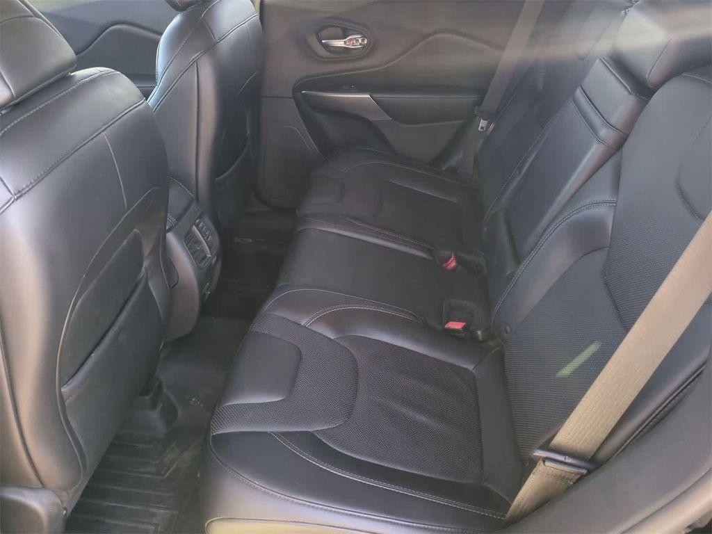 used 2019 Jeep Cherokee car, priced at $16,010