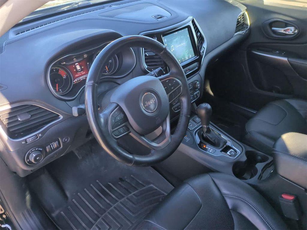 used 2019 Jeep Cherokee car, priced at $16,010