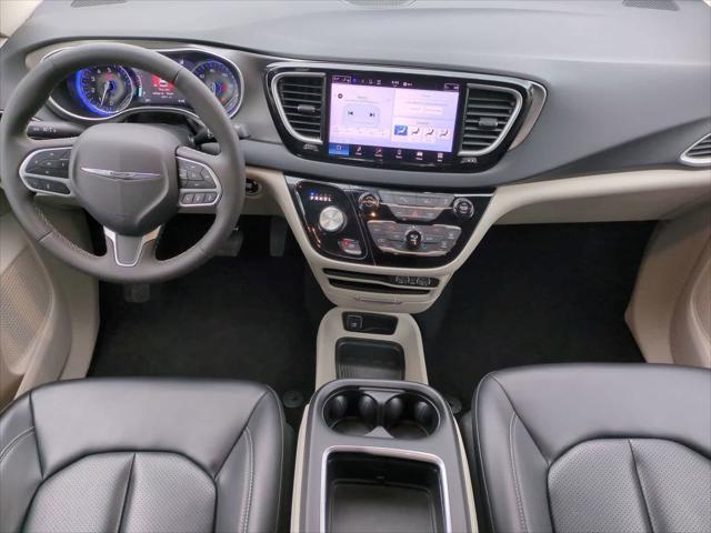 used 2023 Chrysler Pacifica car, priced at $25,492