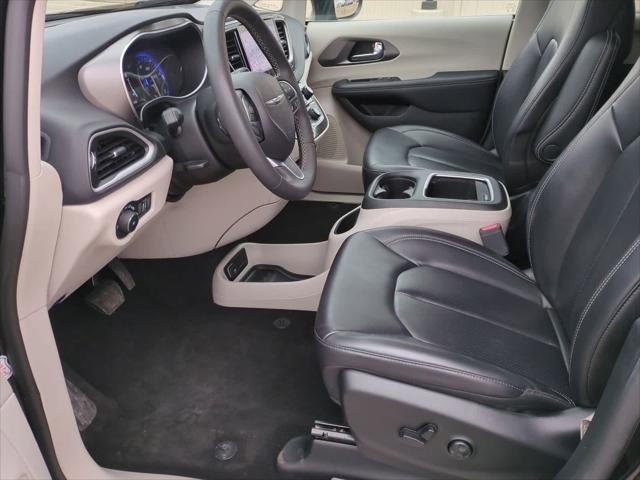 used 2023 Chrysler Pacifica car, priced at $25,492