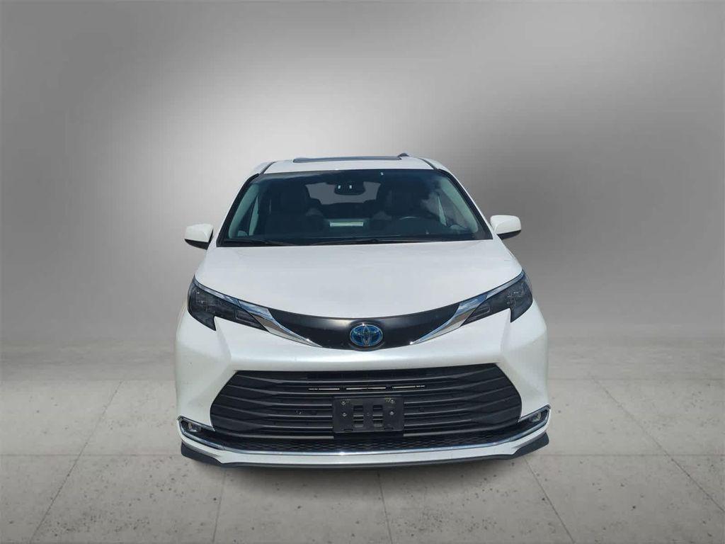 used 2024 Toyota Sienna car, priced at $40,999
