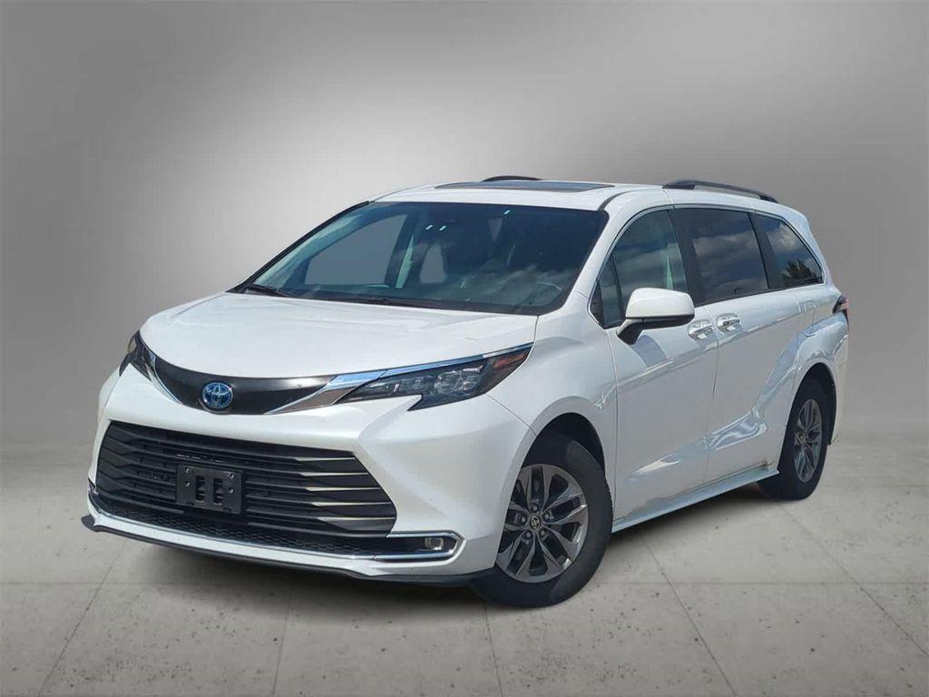 used 2024 Toyota Sienna car, priced at $40,999