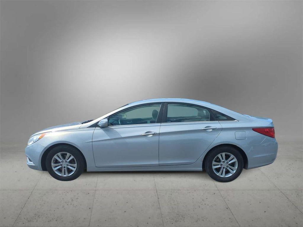 used 2013 Hyundai Sonata car, priced at $5,323