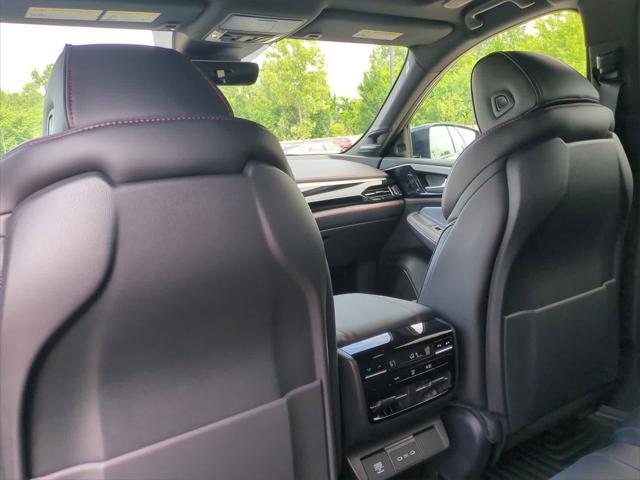 used 2025 Acura MDX car, priced at $53,999