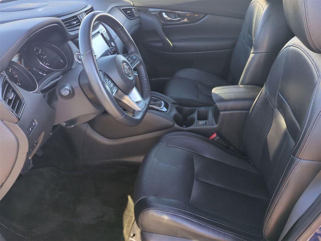 used 2019 Nissan Rogue car, priced at $17,499