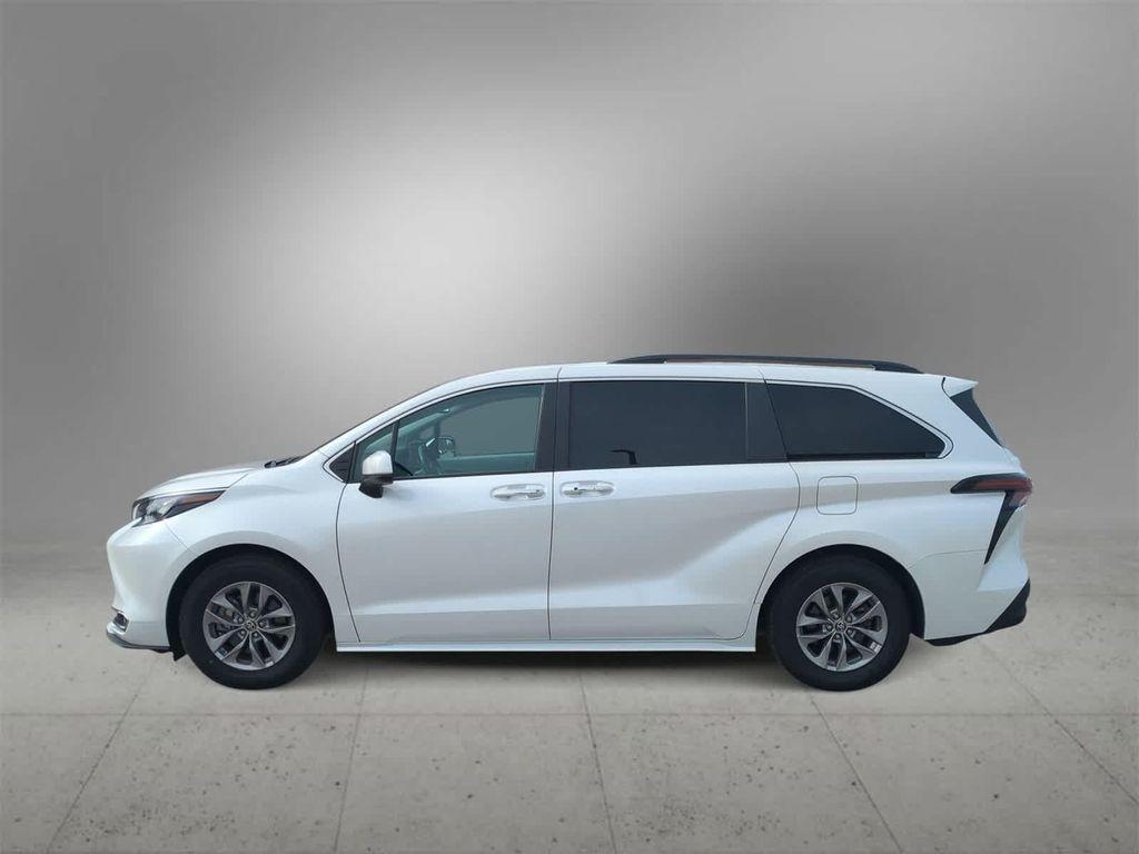 used 2024 Toyota Sienna car, priced at $38,999