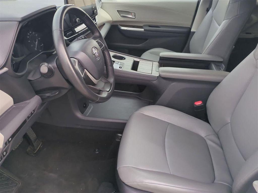 used 2024 Toyota Sienna car, priced at $38,999