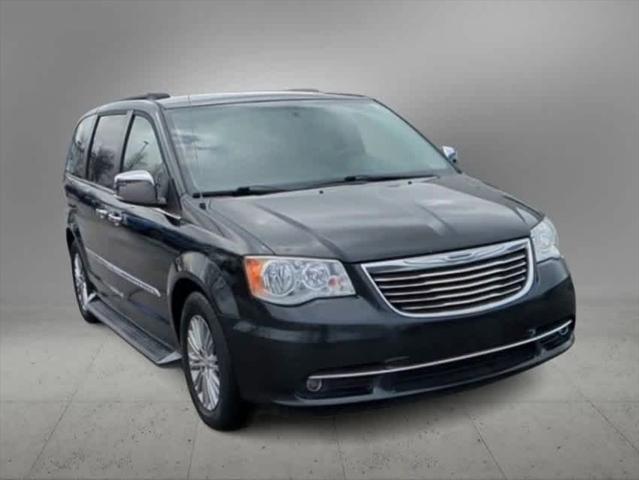 used 2015 Chrysler Town & Country car, priced at $5,995