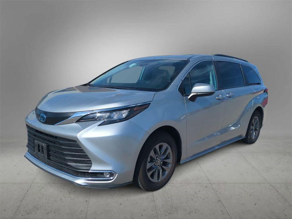 used 2024 Toyota Sienna car, priced at $40,499