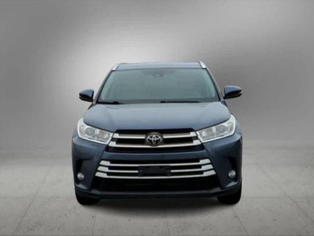 used 2017 Toyota Highlander car, priced at $19,995