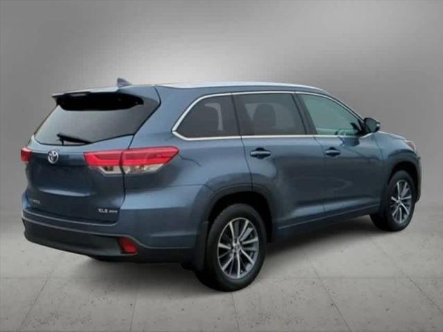 used 2017 Toyota Highlander car, priced at $19,995