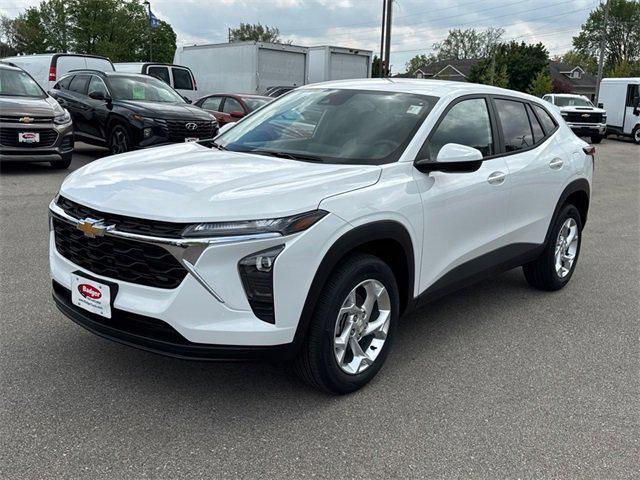 new 2025 Chevrolet Trax car, priced at $22,290