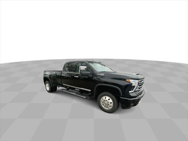 new 2025 Chevrolet Silverado 3500 car, priced at $92,920