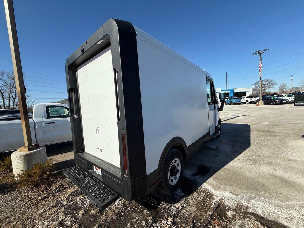 new 2025 Chevrolet BrightDrop 400 car, priced at $58,535