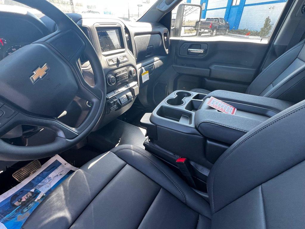 new 2024 Chevrolet Silverado 2500 car, priced at $49,813