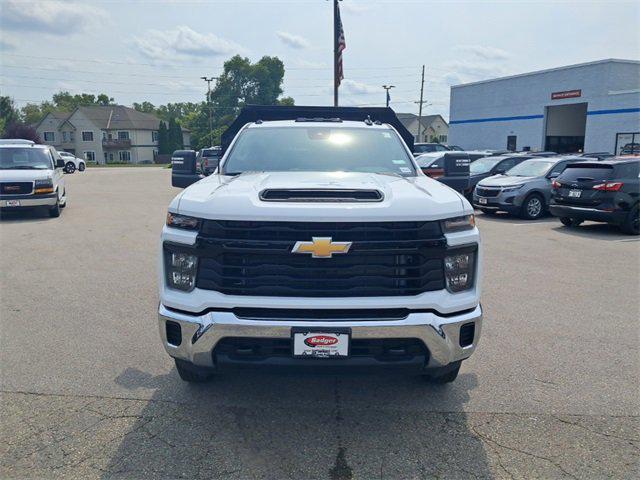 new 2025 Chevrolet Silverado 3500 car, priced at $57,648