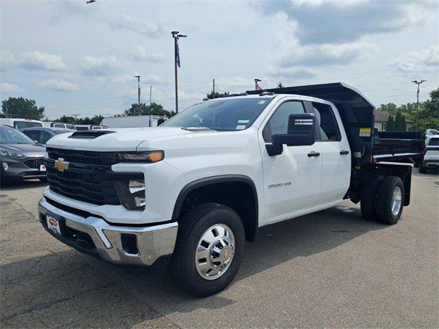 new 2025 Chevrolet Silverado 3500 car, priced at $57,648