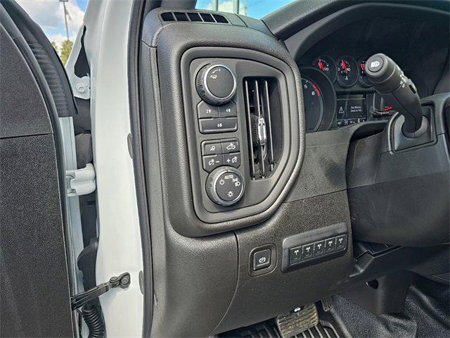 new 2025 Chevrolet Silverado 3500 car, priced at $52,643