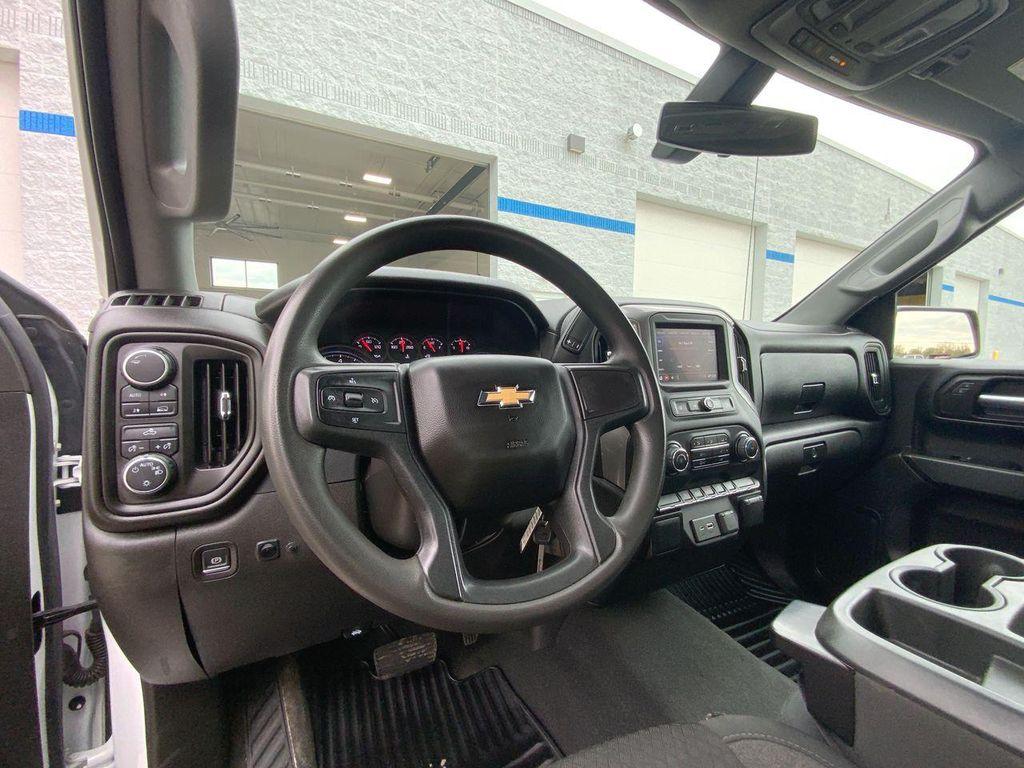 used 2022 Chevrolet Silverado 1500 car, priced at $33,417
