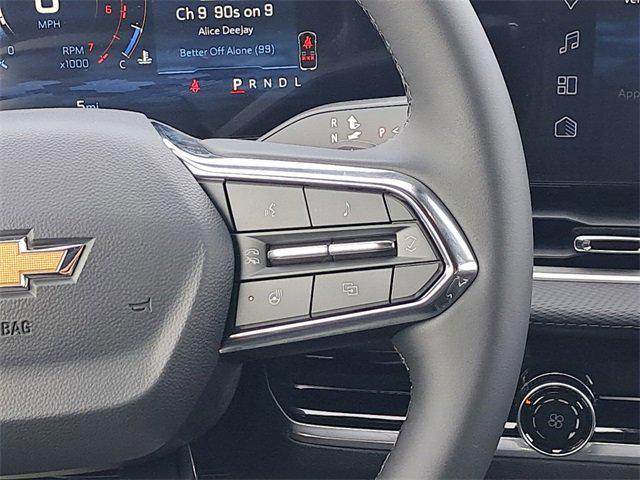 new 2026 Chevrolet Equinox car, priced at $30,820