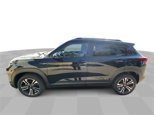 new 2025 Chevrolet TrailBlazer car, priced at $29,825