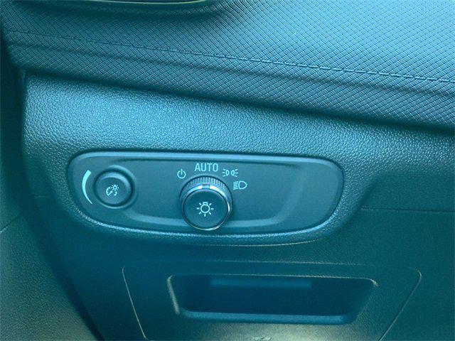 new 2025 Chevrolet TrailBlazer car, priced at $29,825