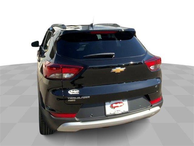 new 2025 Chevrolet TrailBlazer car, priced at $29,825