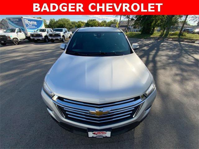 used 2022 Chevrolet Traverse car, priced at $27,490