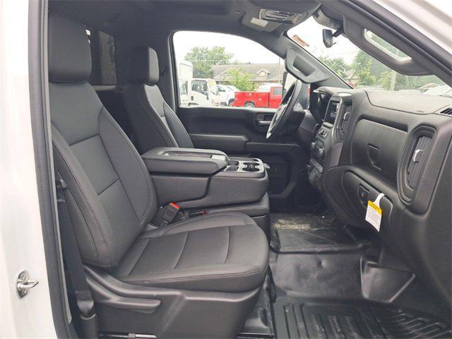 new 2025 Chevrolet Silverado 3500 car, priced at $51,218