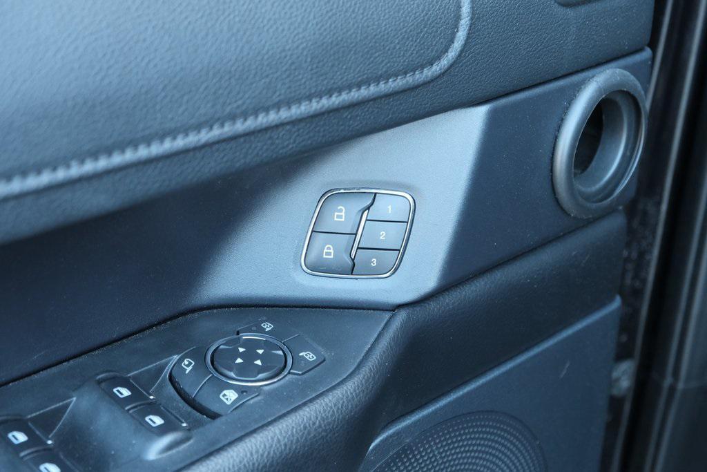 used 2020 Ford Expedition car, priced at $32,998