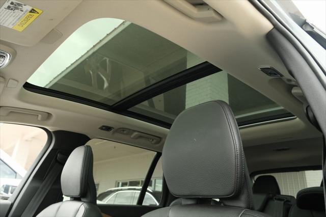used 2022 Volvo XC90 car, priced at $38,223