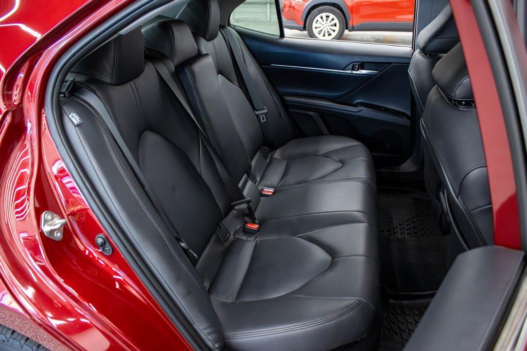 used 2019 Toyota Camry Hybrid car, priced at $22,774